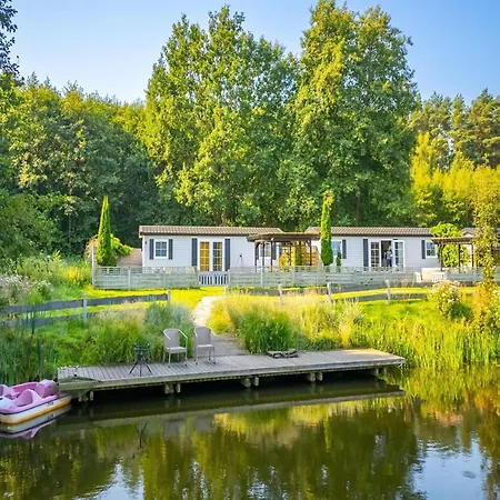 Single-story By The Pond No 10 Дом отдыха *